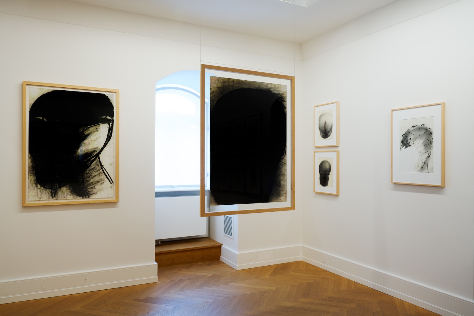 Ausstellungsansicht „Charakterköpfe“